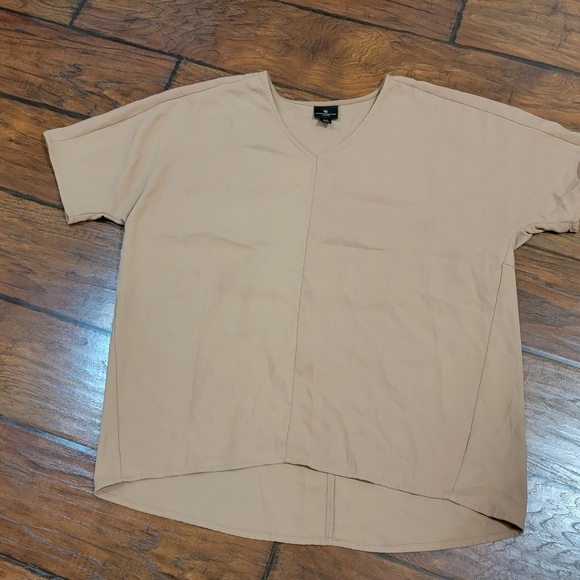 CLOSET CLEAR OUT - Picture 1 of 5